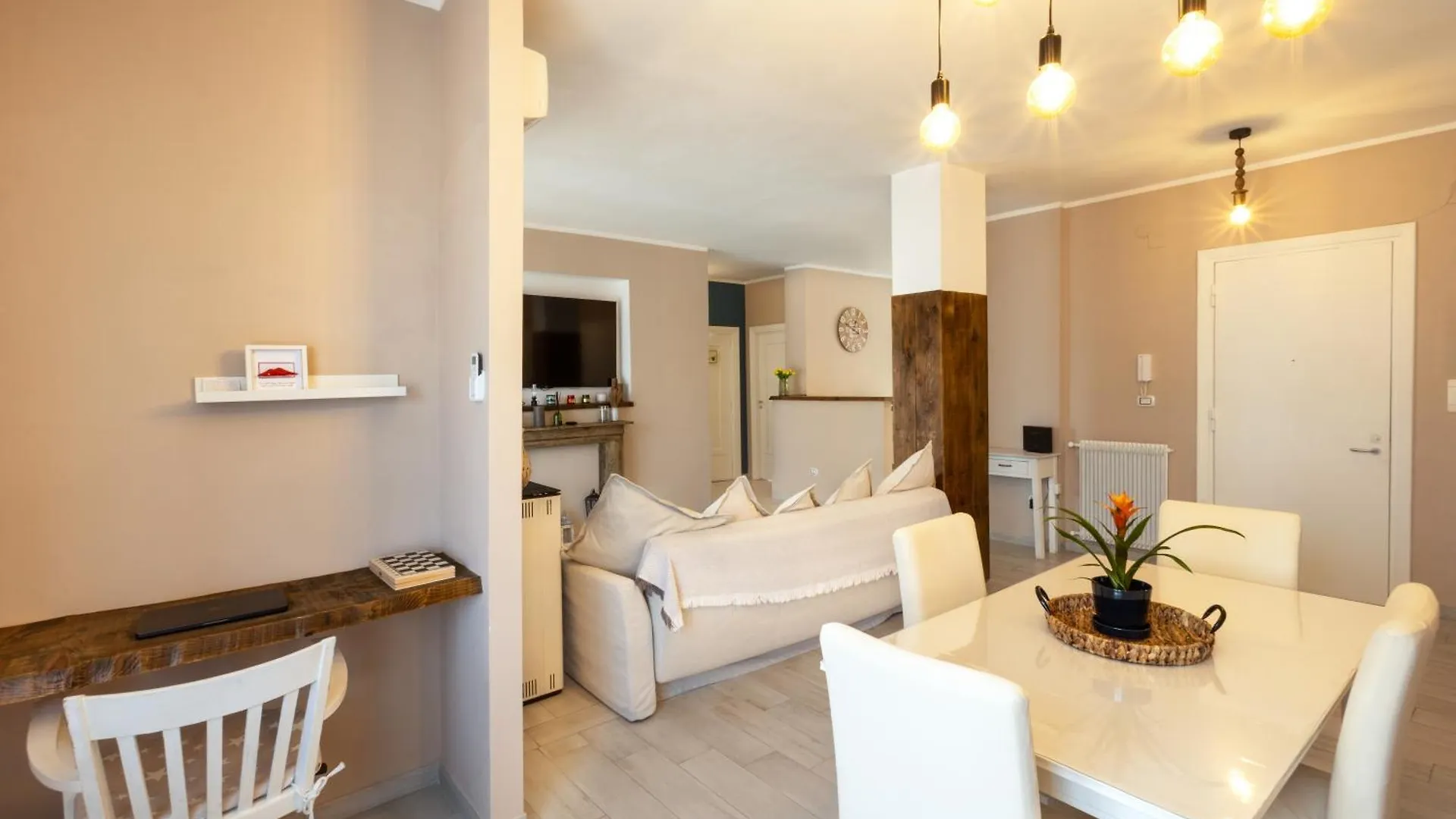 Lägenhet Casa Vacanze Vesuviusview Ercolano